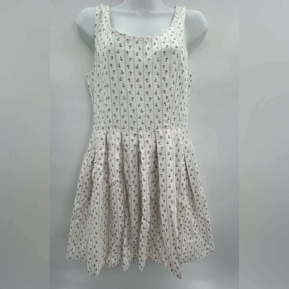 Jack Wills Women's Cream and Navy Dress - Size 6